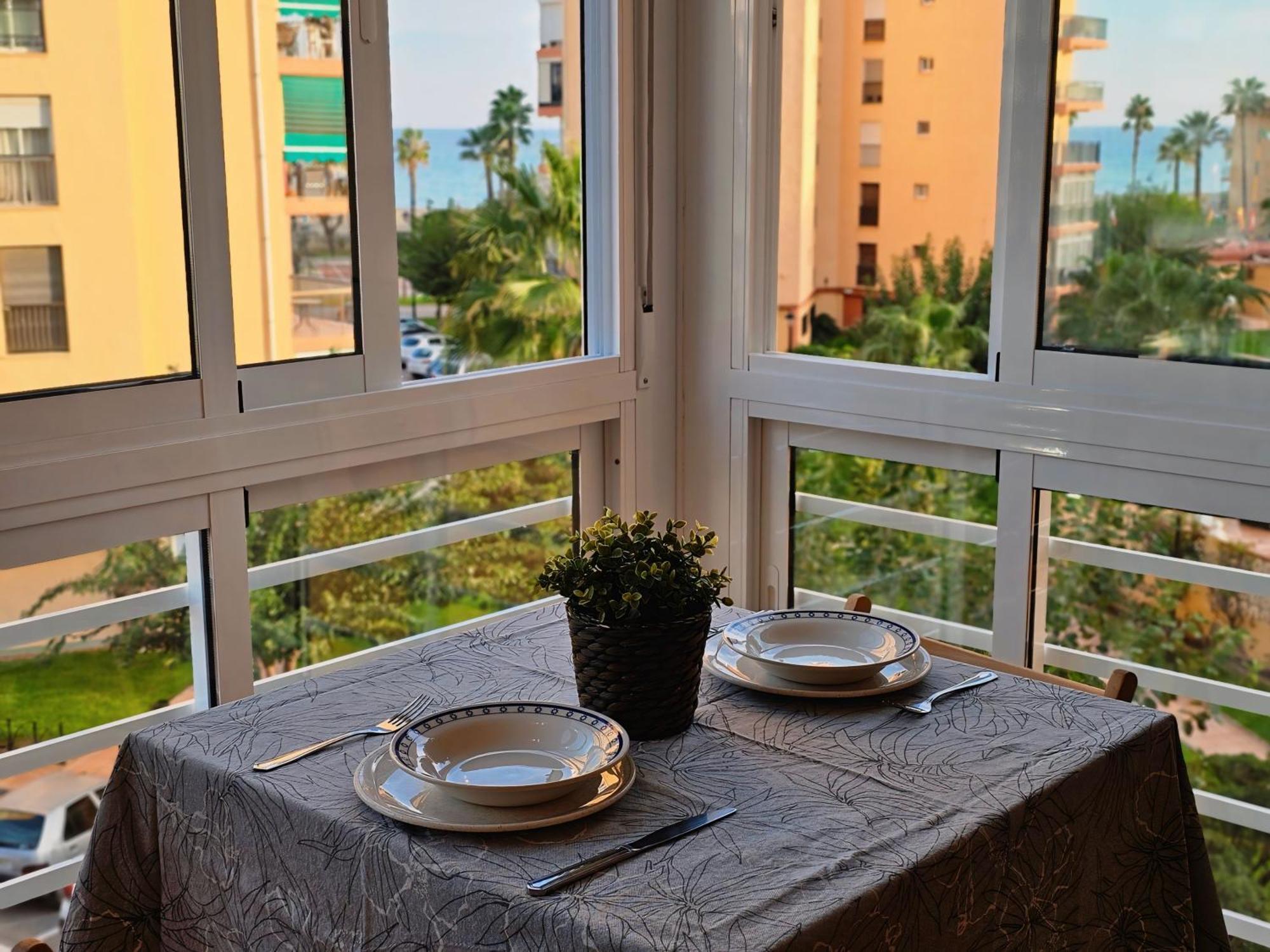 Apartamento Paseo Maritimo De Playamar Torremolinos Exterior foto